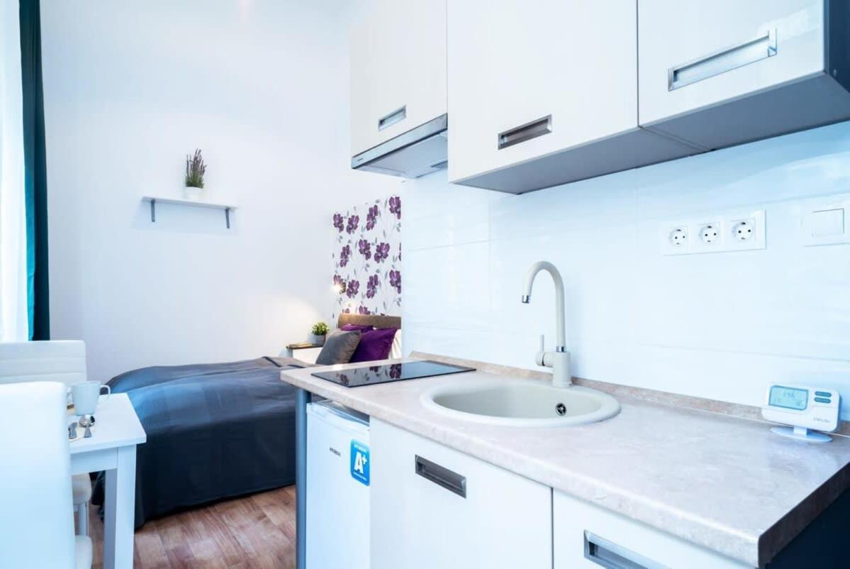 Modern Intimate Studio In The Center Βουδαπέστη Εξωτερικό φωτογραφία